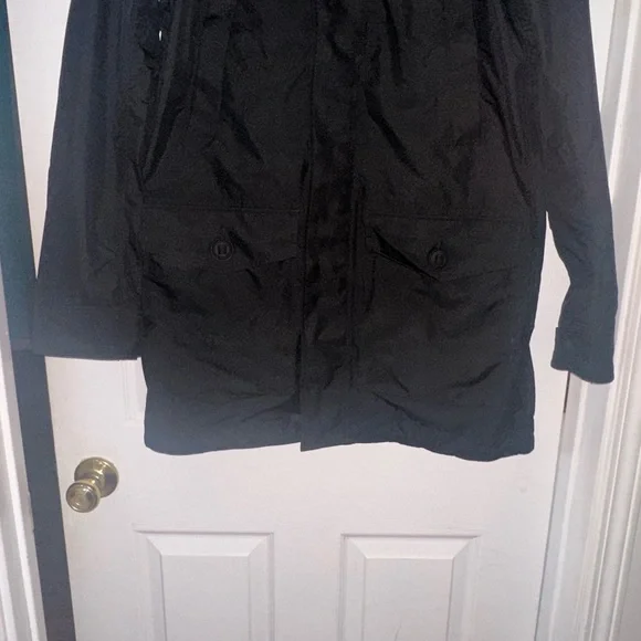 Men's Canada Goose Jacket - Picture 4 of 10